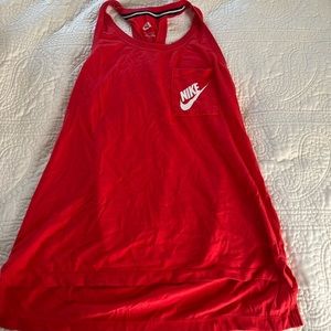Women’s Nike athletic wear razor back